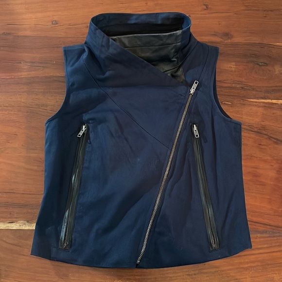 CUT25 vest by Yigal Azrouël - Picture 2 of 13